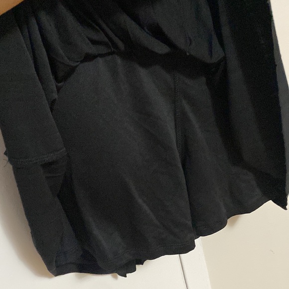 NWT pleated skort - Picture 4 of 8